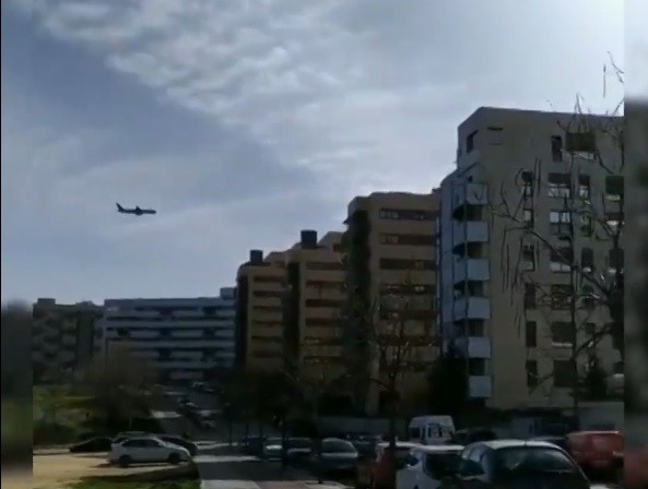 Alerta:  avión de Air Canadá prepara un aterrizaje de emergencia sobrevolando Madrid | Noticias