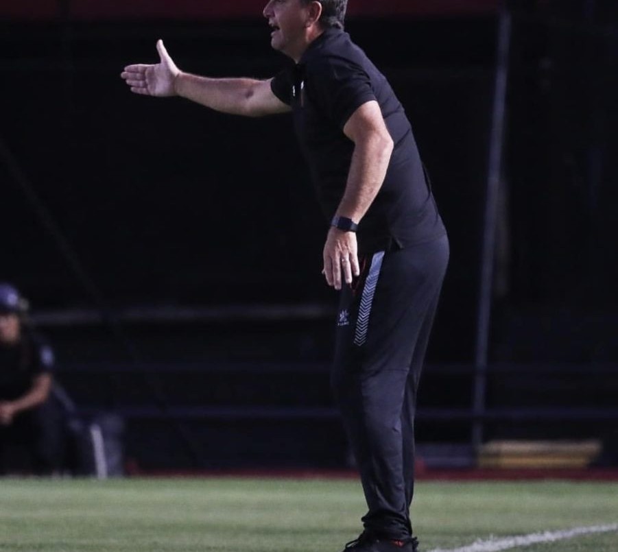 Osella confirmó el equipo para visitar a Defensa | Deportes