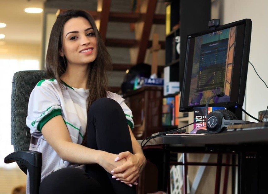 Condenaron a ex jugadora de Counter Strike a 116 años de cárcel | Redes