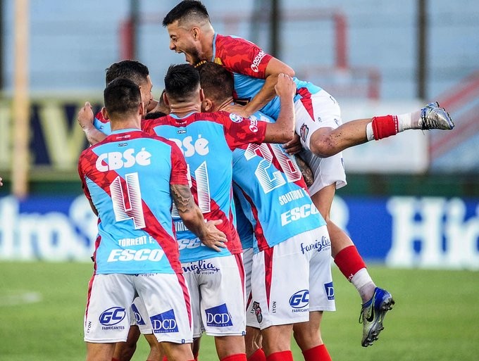 Arsenal le dio una mano a Colón y goleó a Aldosivi | Noticias