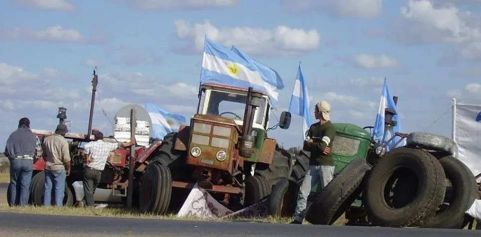 El campo inició un paro de cuatro días por la suba a las retenciones de la soja | Noticias