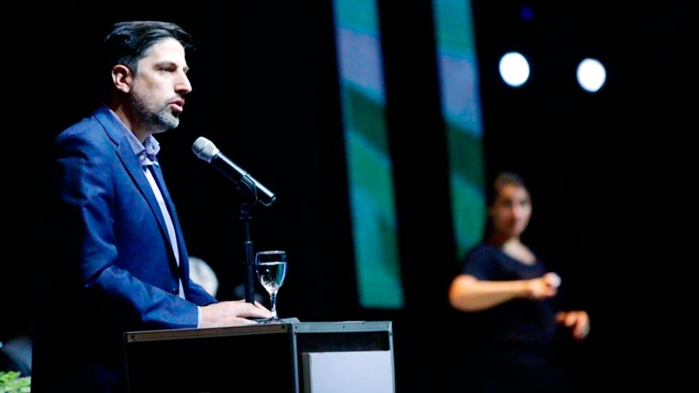 "La recomendación oficial es no suspender las clases", reafirmó el ministro de Educación | Noticias