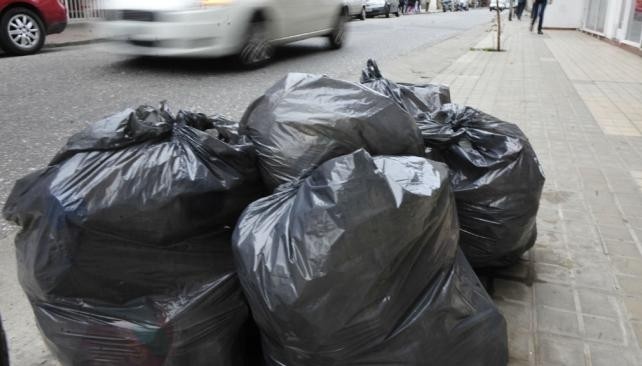 San José del Rincón: Sin recolección de residuos mañana y pasado por el paro de municipales | Noticias