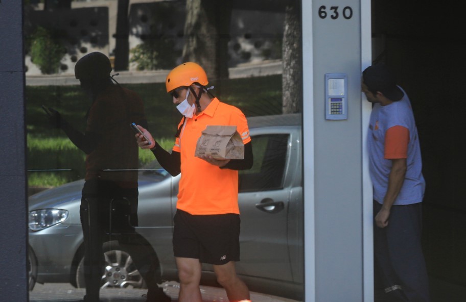 El Gobierno podría pagar en mayo otro bono de emergencia de 10.000 pesos | Noticias