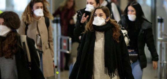 Coronavirus: cuánto contagia y cuál es la distancia recomendable para evitarlo | Información General