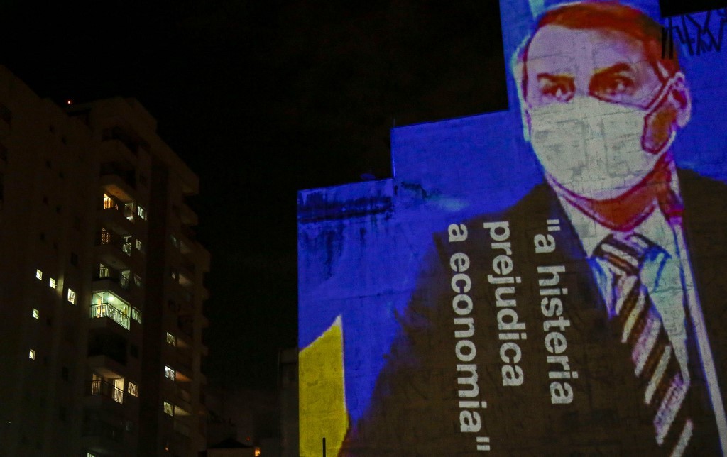 Coronavirus: Twitter eliminó los mensajes de Bolsonaro en contra del aislamiento | Redes