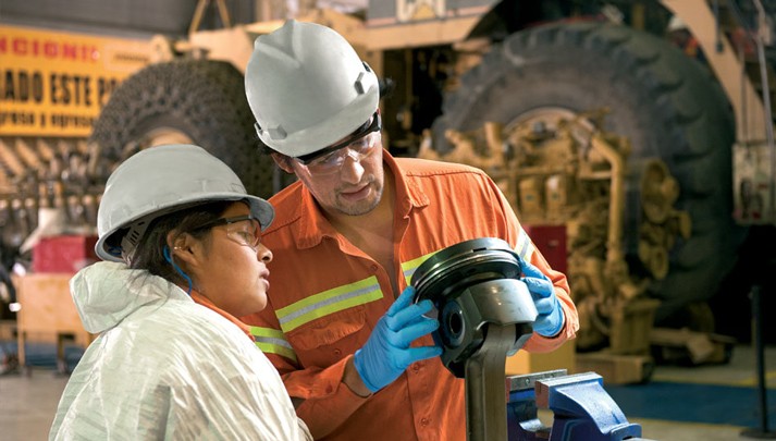 El Gobierno prohíbe despidos y suspensiones por 60 días | Noticias