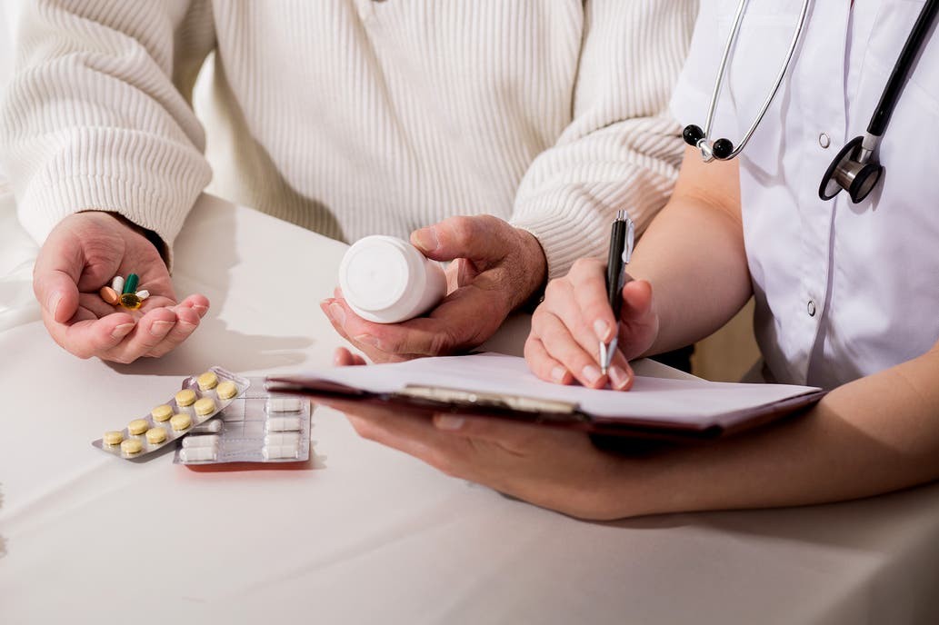 Córdoba: 21 jubilados y 6 empleados de un geriátrico contrajeron coronavirus | Información General