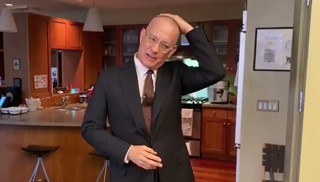 Tras recuperarse de coronavirus, reapareció Tom Hanks y explicó por qué no tiene pelo | Espectaculos