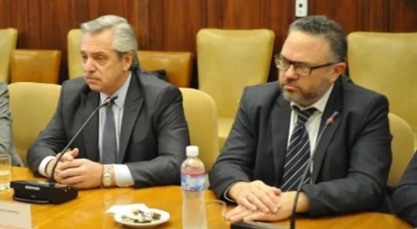 El Gobierno analiza pagar parte del sueldo de trabajadores privados desde mayo | Noticias