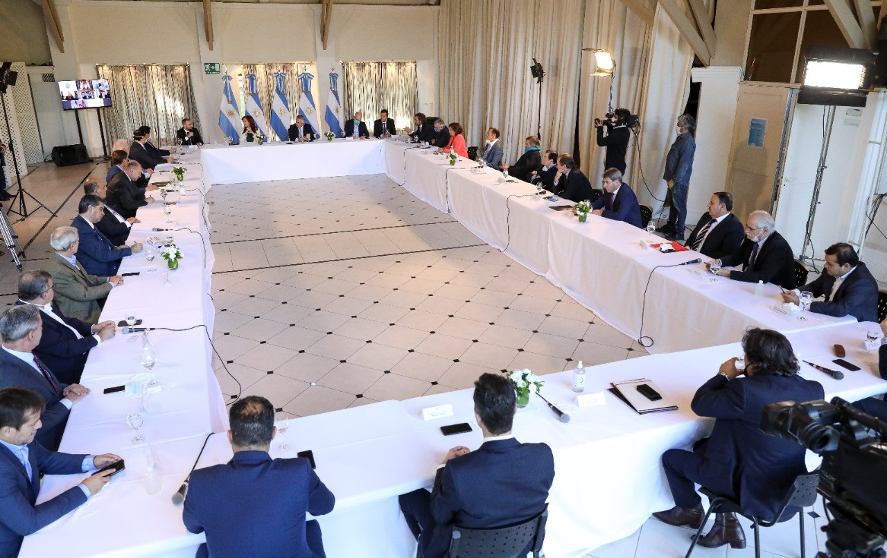 Total respaldo de Perotti a la propuesta para reestructurar la deuda del gobierno nacional | Noticias