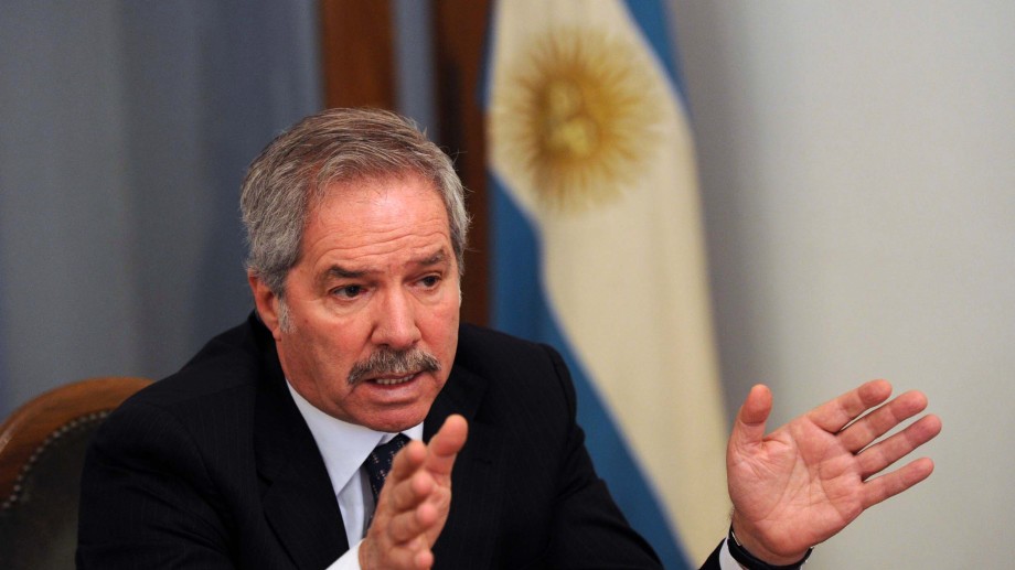 Canciller: "A los 20.000 argentinos varados en el exterior los vamos a traer como sea" | Información General