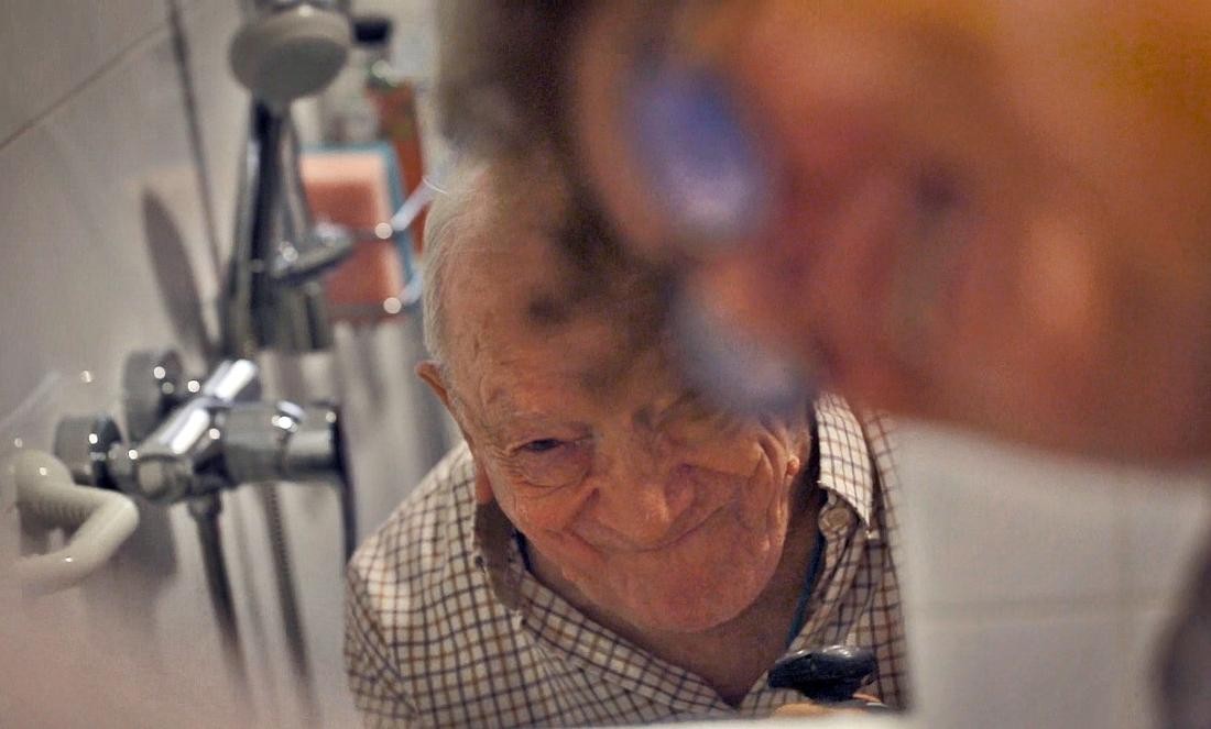 Recomendaciones para prevenir el contagio de COVID-19 en personas con demencia | Información General