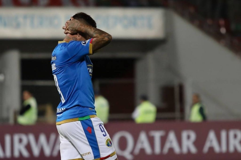 Un futbolista argentino atropelló  y mató a un motociclista en Chile | Deportes