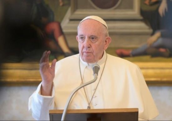 El papa Francisco pidió que haya "acceso universal" a los tratamientos contra el coronavirus | Información General