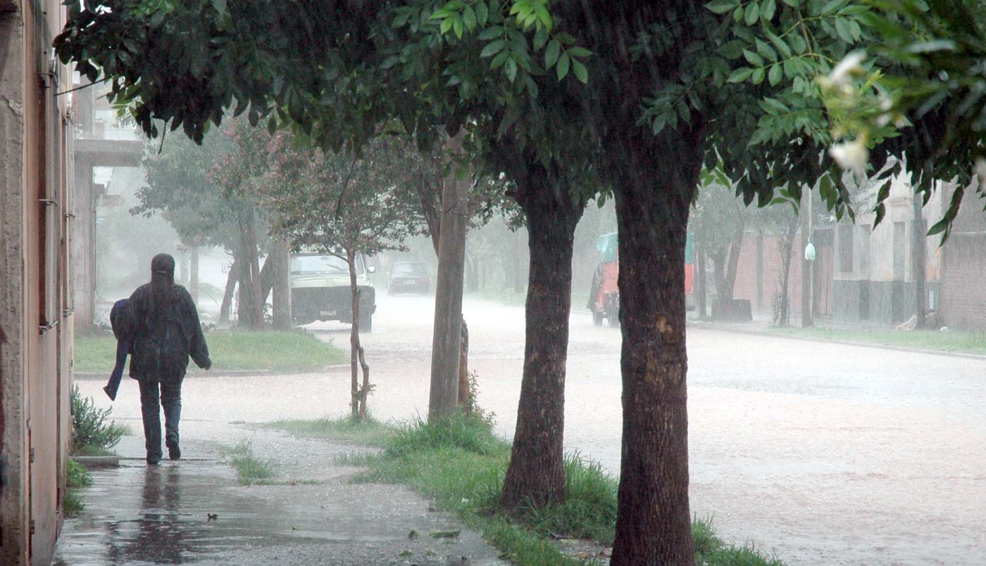 Santa Fe y gran parte de la provincia bajo alerta por fuertes lluvias | Noticias