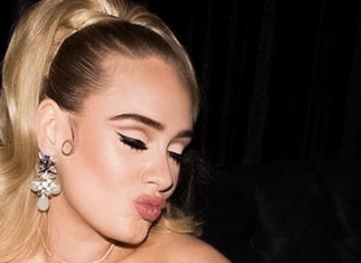 Impactante foto de Adele de cuerpo entero al cumplir 32 años | Espectaculos