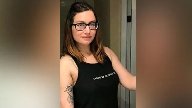 Hallan 31 lesiones en el cuerpo de la joven arrojada desde un balcón en Paraná | Noticias