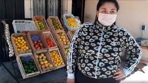 Coronavirus: la joven que invirtió los 10 mil pesos del IFE y se puso una verdulería | Información General