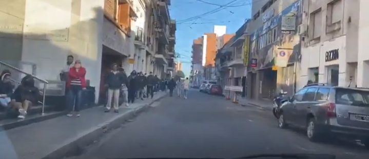 Hoy cobran el IFE los que eligieron el Correo, con DNI terminado en 2 y apellido de la A a la L | Noticias