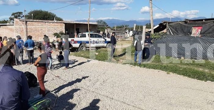 Una mujer jugaba a las cartas y si perdía violaban a sus hijos: fue detenida | Nacionales