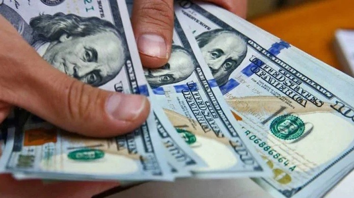 El dólar blue cerró la semana con cotización histórica | Nacionales