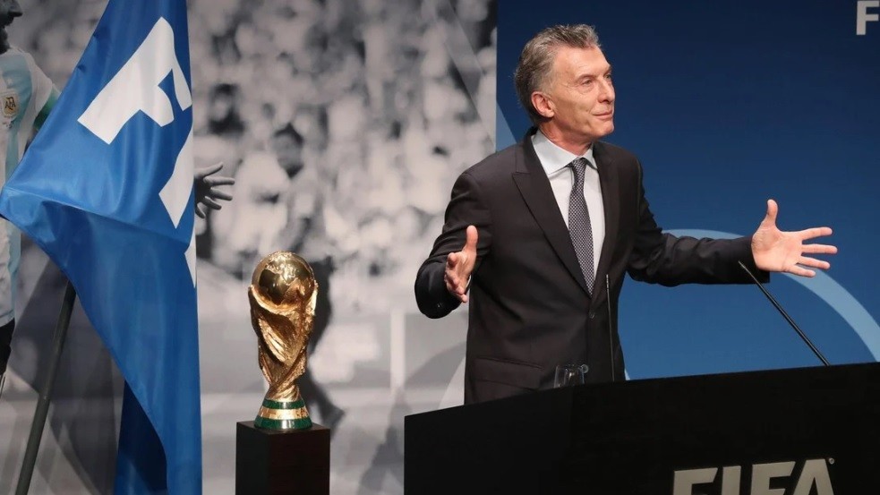 Reapareció Macri para organizar desde la FIFA un partido solidario de estrellas | Deportes