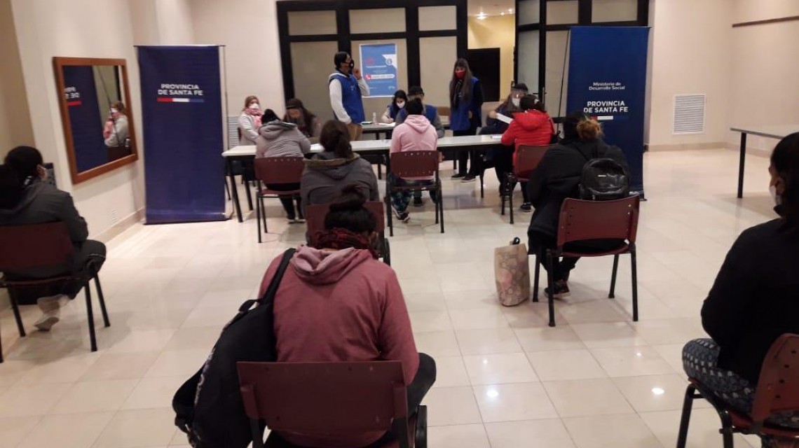 Continúa la entrega de las Tarjetas AlimentAR en territorio santafesino | Noticias