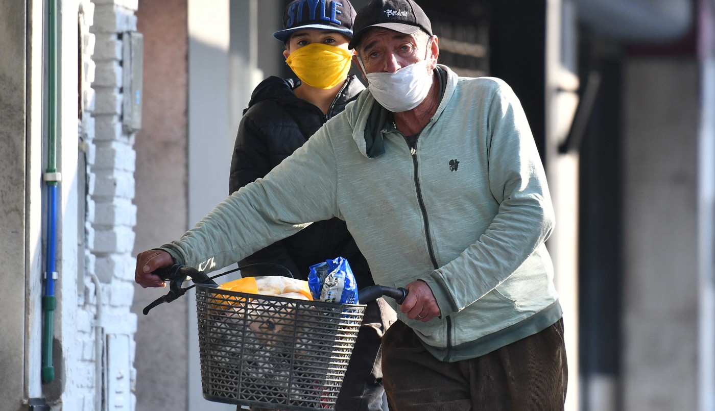 Coronavirus en Argentina: Mendoza autoriza las reuniones familiares | Información General