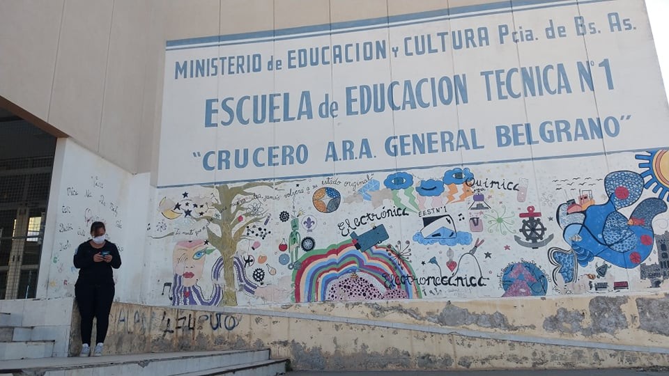 "Vía Crucis" del wifi: la madre que recorre km para "buscar señal" y que sus hijos puedan estudiar | Redes