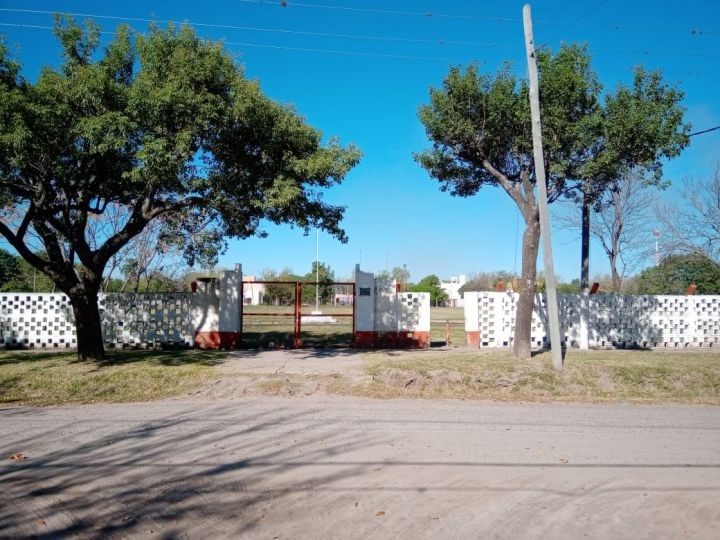 "No al loteo de la Pista de Atletismo": bocinazo y caravana en Reconquista | Deportes