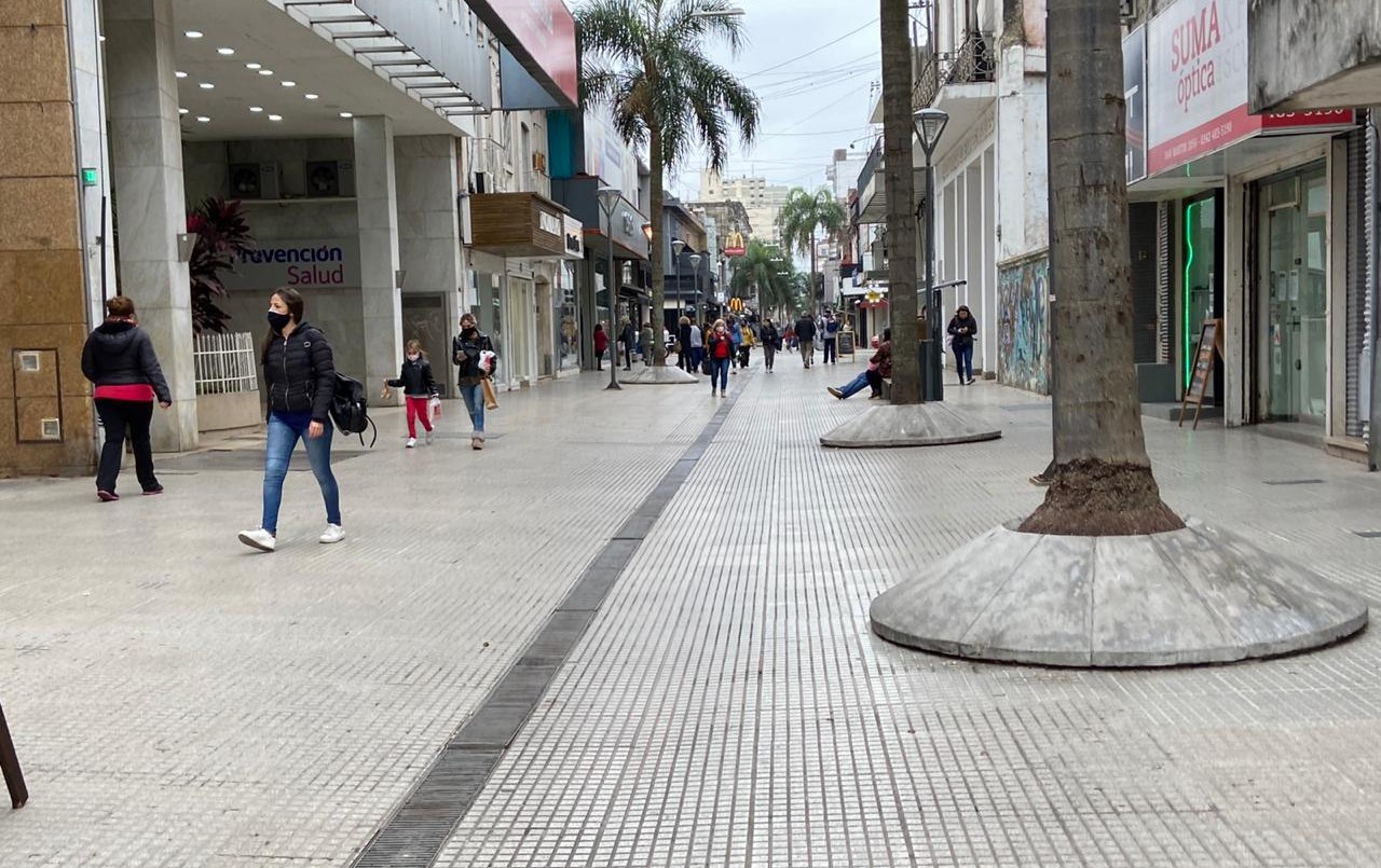 Desde este lunes los comercios de Santa Fe abrirán por la mañana | Noticias