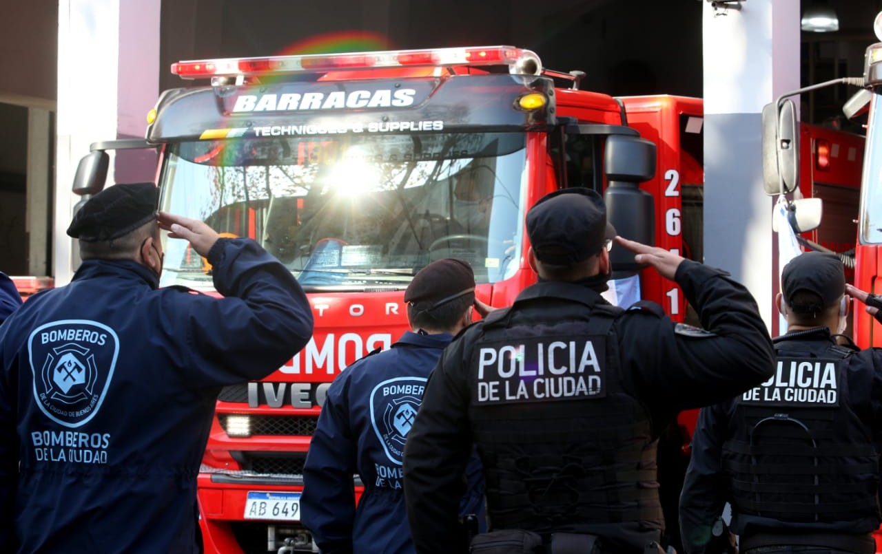 Homenaje a los bomberos caídos en servicio en Villa Crespo | Nacionales