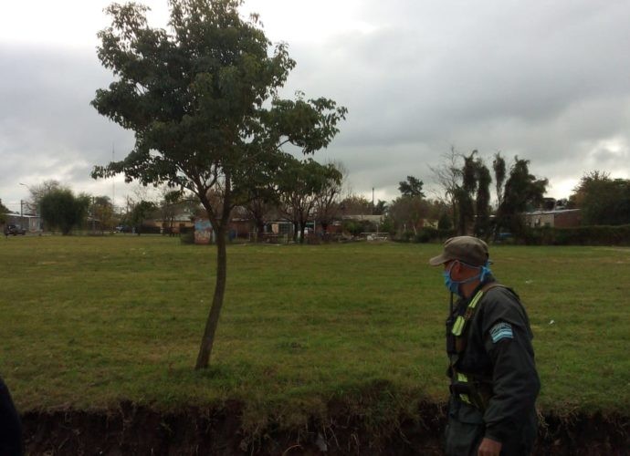 Recreo: Armaron un partido de fútbol...hasta que llegó la policía | Noticias