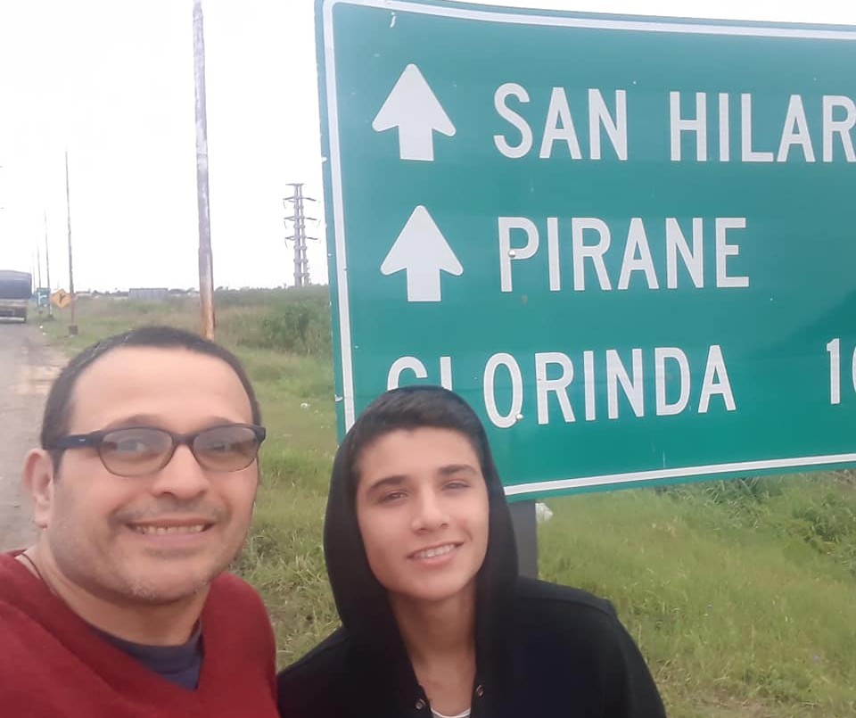 Un estudiante de 18 años que accedió al IFE se lo donó a un hombre que no pudo obtenerlo | Nacionales