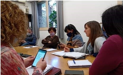 Reunión en la Secretaría de Niñez entre funcionarias y representantes gremiales | Noticias