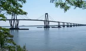 Rompieron la cuarentena para ver a sus novios: cruzaron en bote de Chaco a Corrientes y fueron denunciadas por los vecinos | Información General