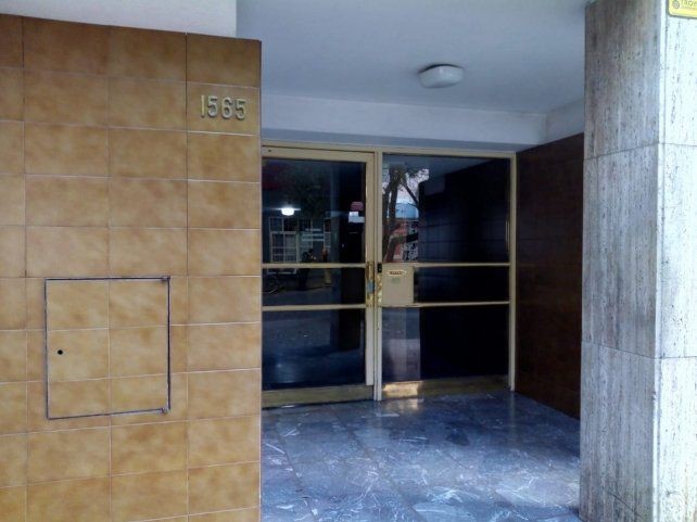 Macabro hallazgo en Rosario: Un hombre de 77 años fue encontrado muerto en su departamento | Noticias