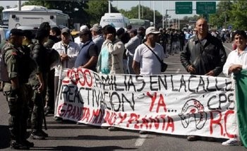 Funcionarios, empresarios y trabajadores buscan una salida al conflicto en Cresta Roja | Información General