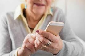 Abren un "gimnasio virtual" para entrenar "cuerpo y mente" de adultos mayores | Información General