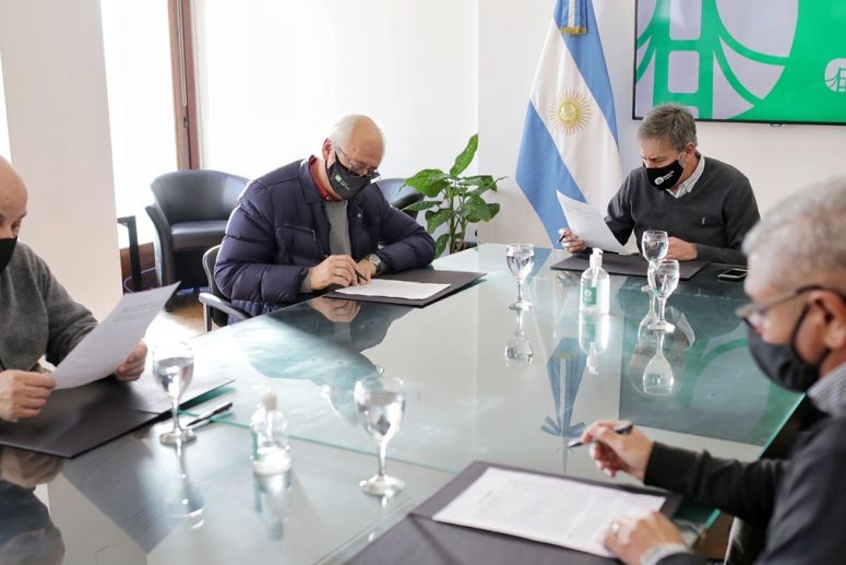 Colegios de profesionales se suman a la moratoria municipal de edificaciones | Información General