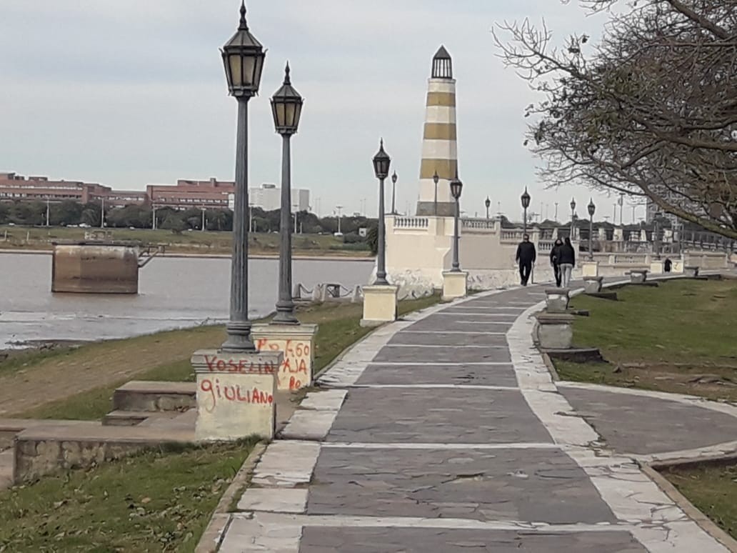 Lunes con mucho frío y cielo nublado en la ciudad | Información General