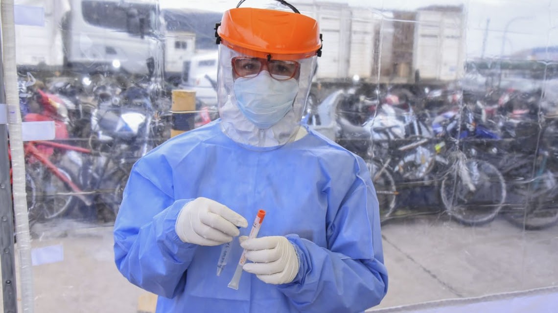 Plan Detectar: ya se hicieron más de 100 hisopados en el Mercado de Productores de Rosario | Noticias