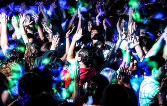 Organizaban fiesta clandestina "techno cachengue con barbijo" en City Bell | Información General