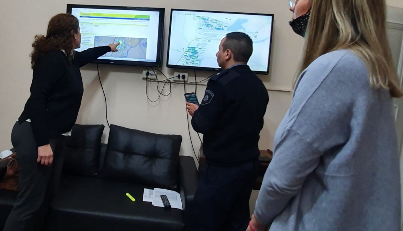 Florencia González: “Debemos avanzar firmes contra la inseguridad" | Legislativas