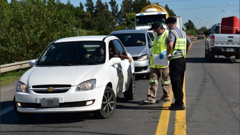 Detuvieron a un matrimonio que llegó a la provincia procedente de Buenos Aires y sin permiso | Información General