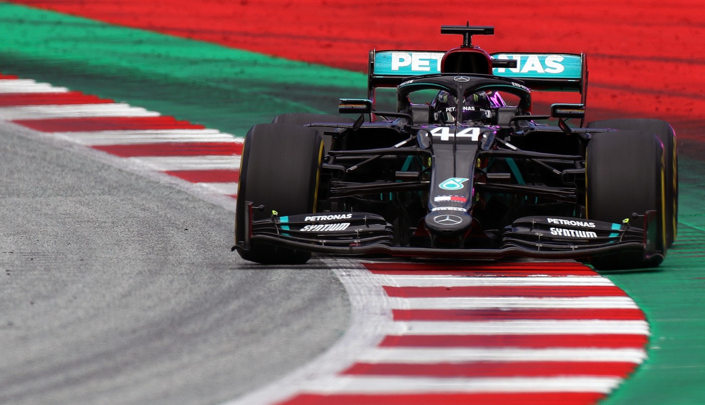 Hamilton logra su primera victoria de la temporada en una jornada marcada por el abandono de los Ferrari | Deportes