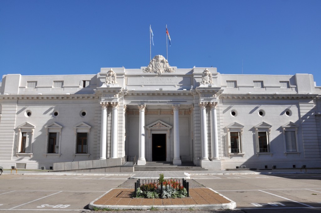 La provincia envió a la legislatura el proyecto de creación de Santa Fe Redes y servicios SAPEM | Legislativas