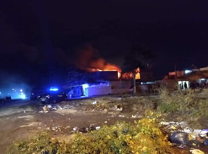 Efectuaron disparos e incendiaron a dos viviendas en barrio Coronel Dorrego | Noticias