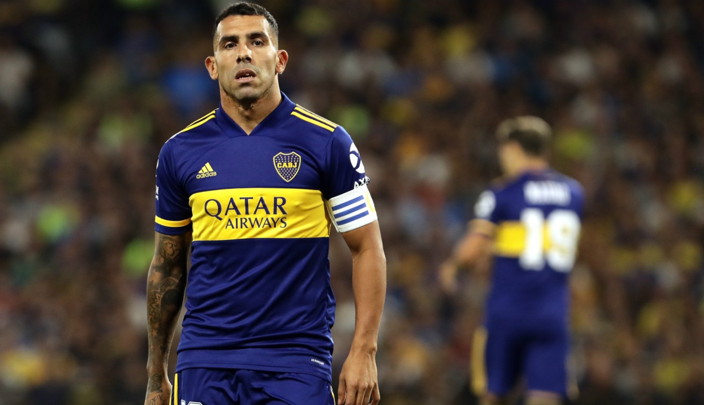 "El fútbol no debe volver, porque hay gente que se está muriendo", pidió Tevez | Deportes